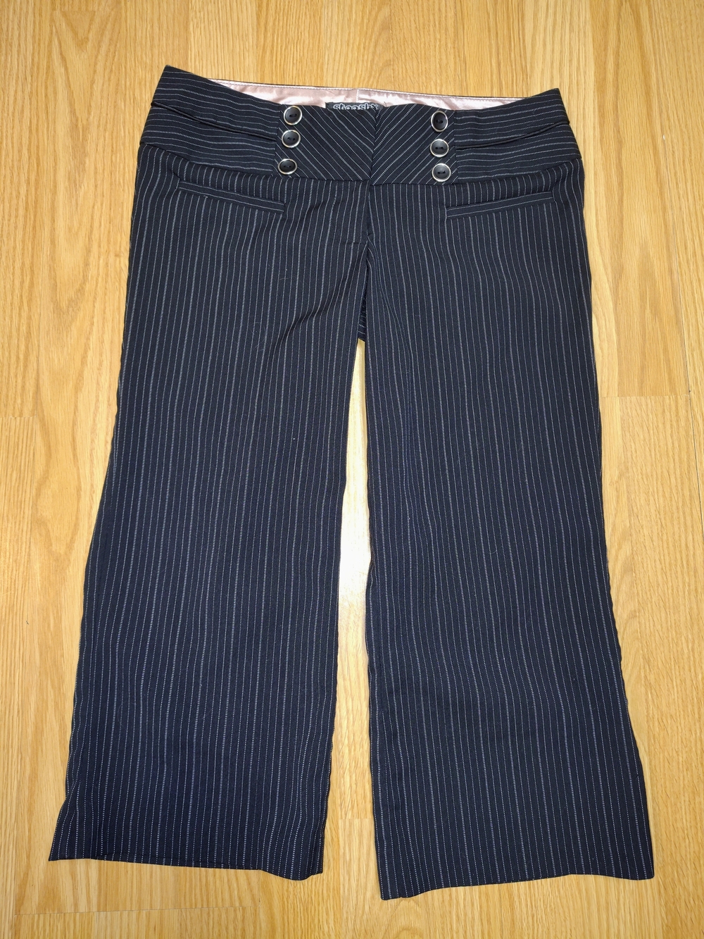 Stooshy Brand,Wide-Leg Pinstripe Capri Pants in Navy Size 3
